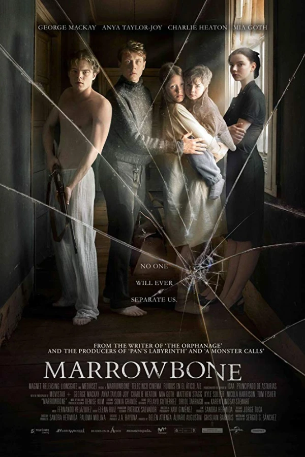 Tajemnica Marrowbone Poster